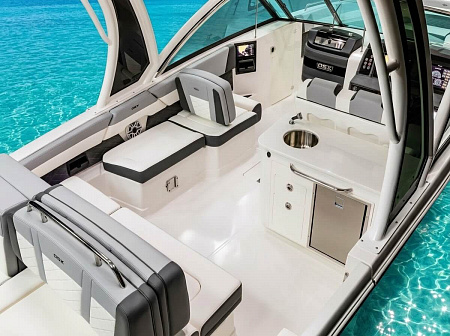 Катер Chaparral 310 OSX